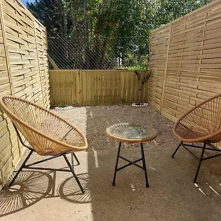 Appartement Pavillon - T2 Duplex Avec Terrasse Et Parking Montagnat
