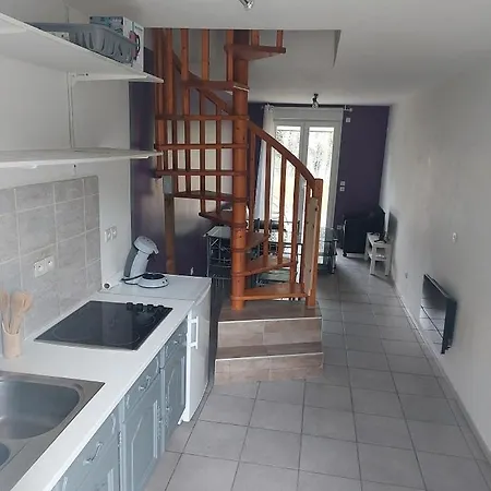 Appartement Pavillon - T2 Duplex Avec Terrasse Et Parking
